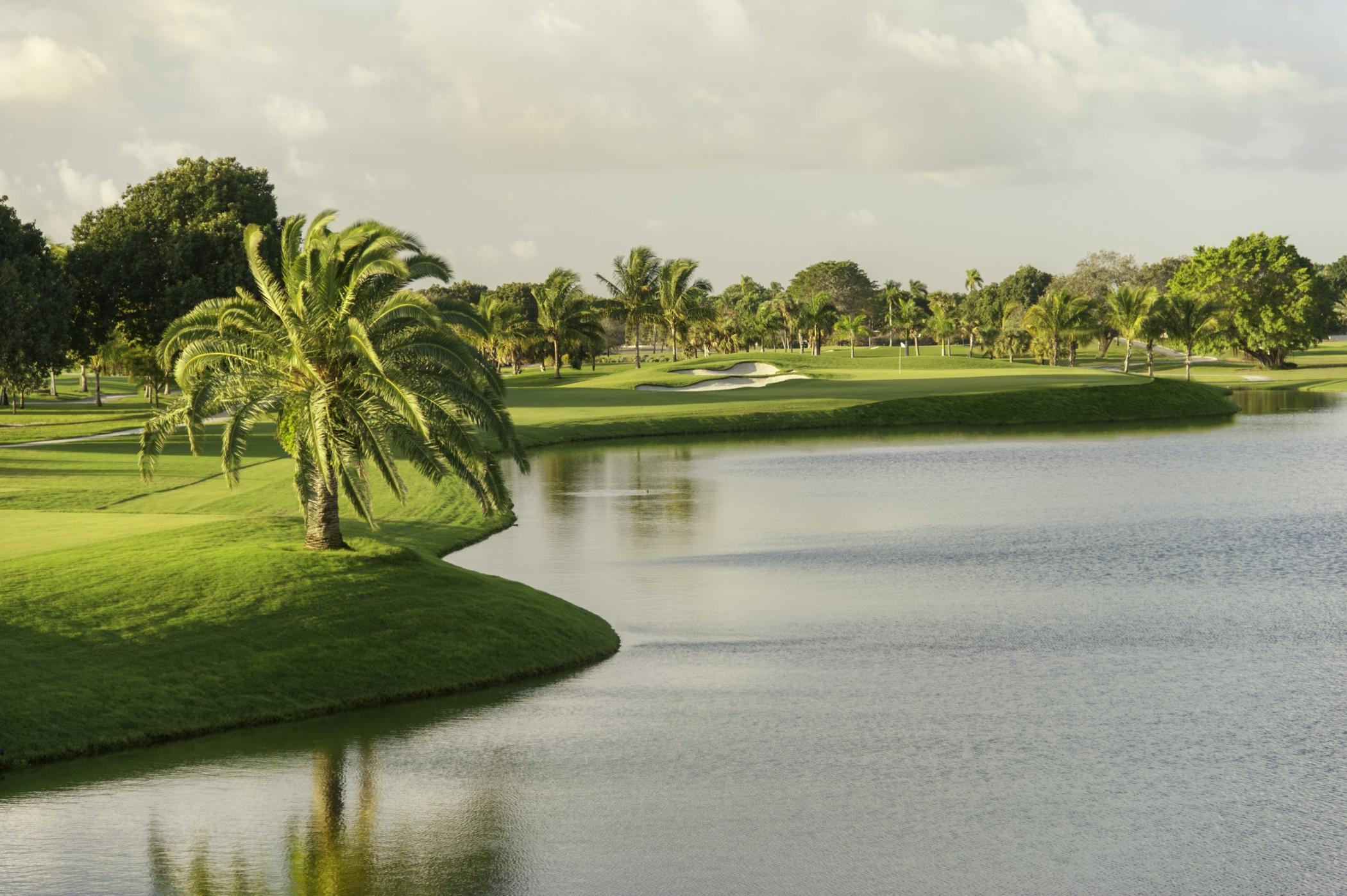 Trump National Doral Golf Resort Exterior photo