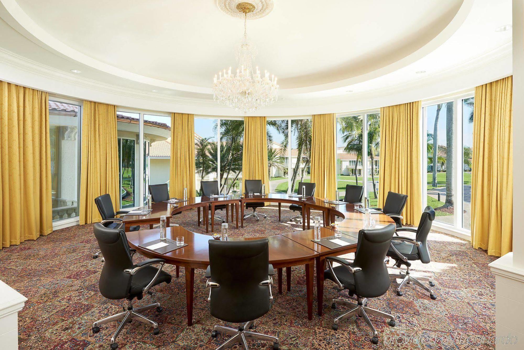 Trump National Doral Golf Resort Exterior photo