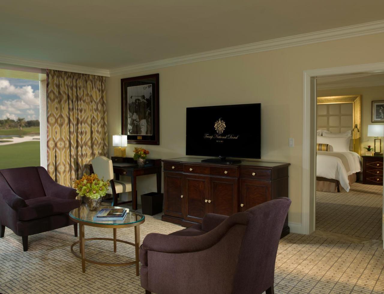 Trump National Doral Golf Resort Exterior photo
